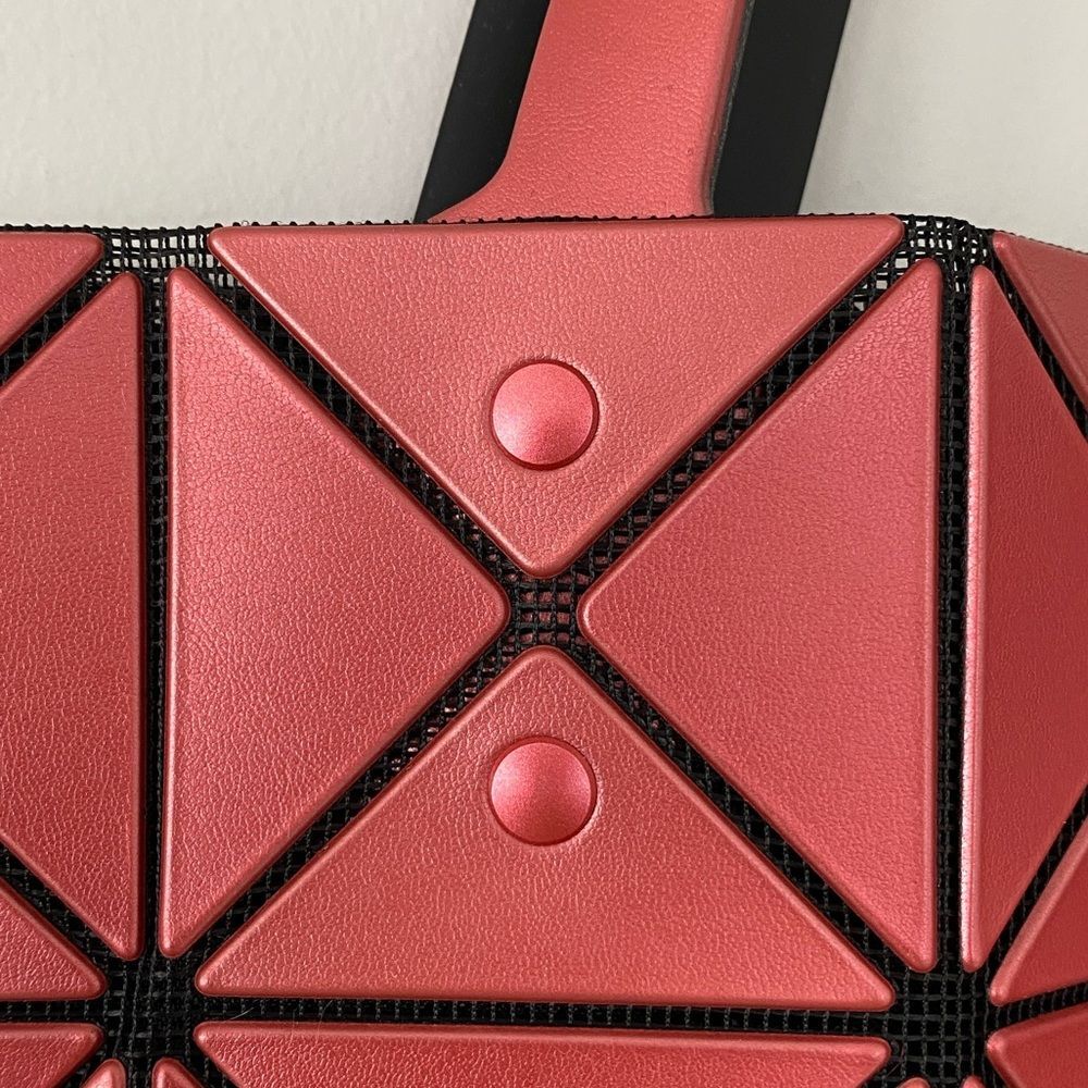 Bao Bao Issey Miyake LUCENT W COLOR TOTE BAG Contemporary Designer Gift NWT - Picture 9 of 16
